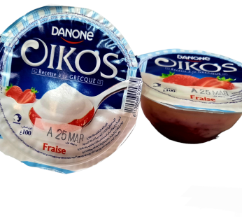 Yaourt Oikos – recette à la grecque – sur un colis de Fraise – 100g